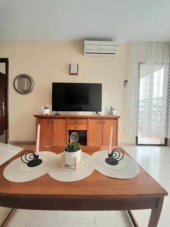 Nice Apartment In Hotel Ronda 4 First Beach Line Fuengirola Exterior photo